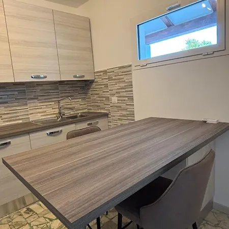 Holiday home B&j Abbiadori
